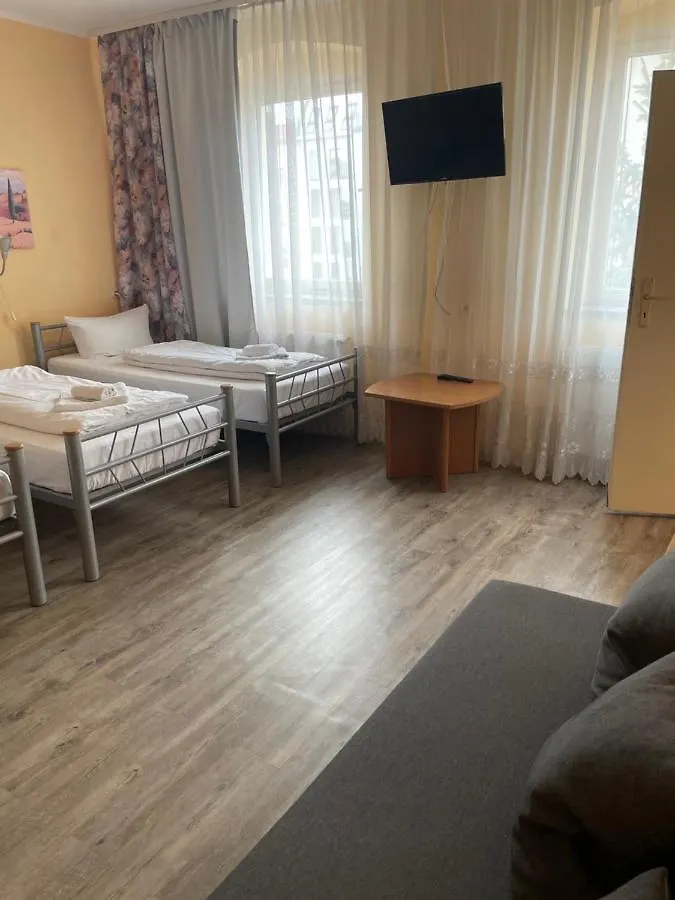 Gasthof Hotel Pension Streuhof Berlin